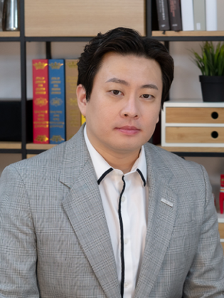 민경욱