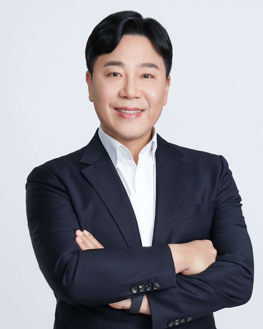 이인우.jpg